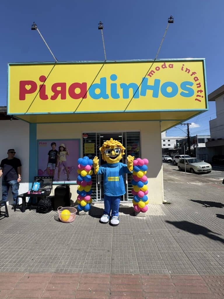 piradinhos mascote e fachada