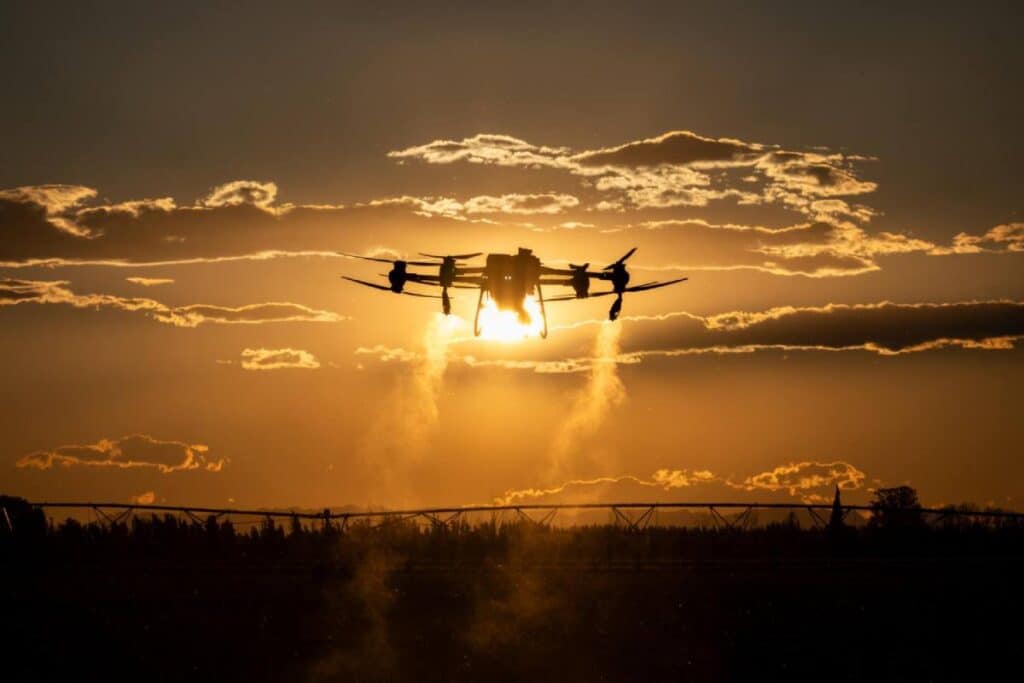 pulverização com drone